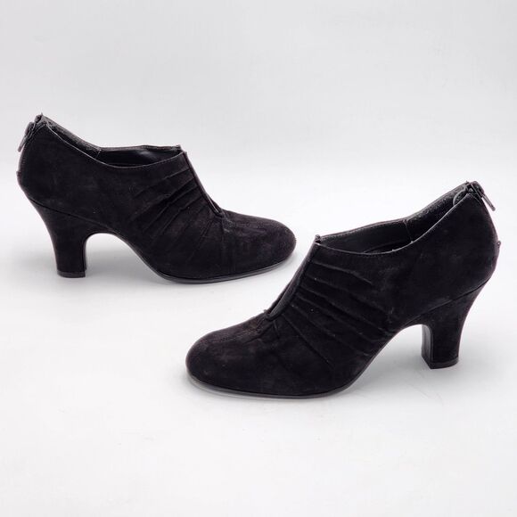 Aerosoles Pleated Black Faux Suede Heeled Ankle Bootie Size 7.5 - Picture 4 of 10